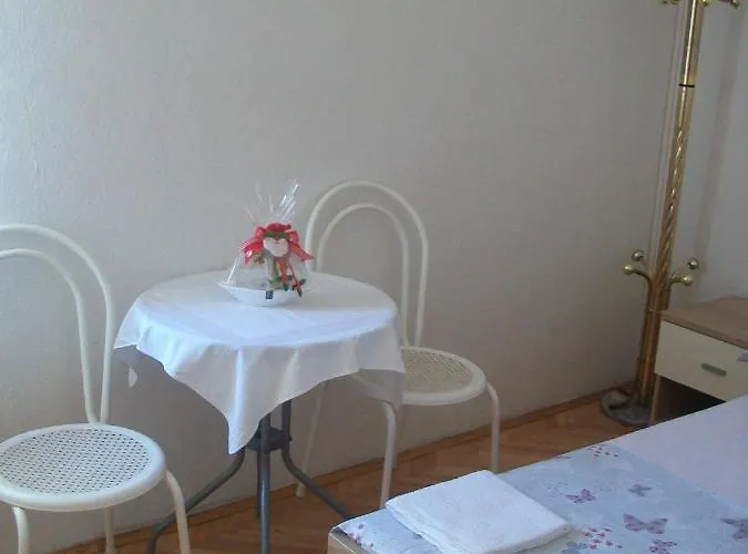 Niki Макарська