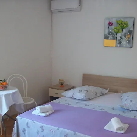 Niki 3*